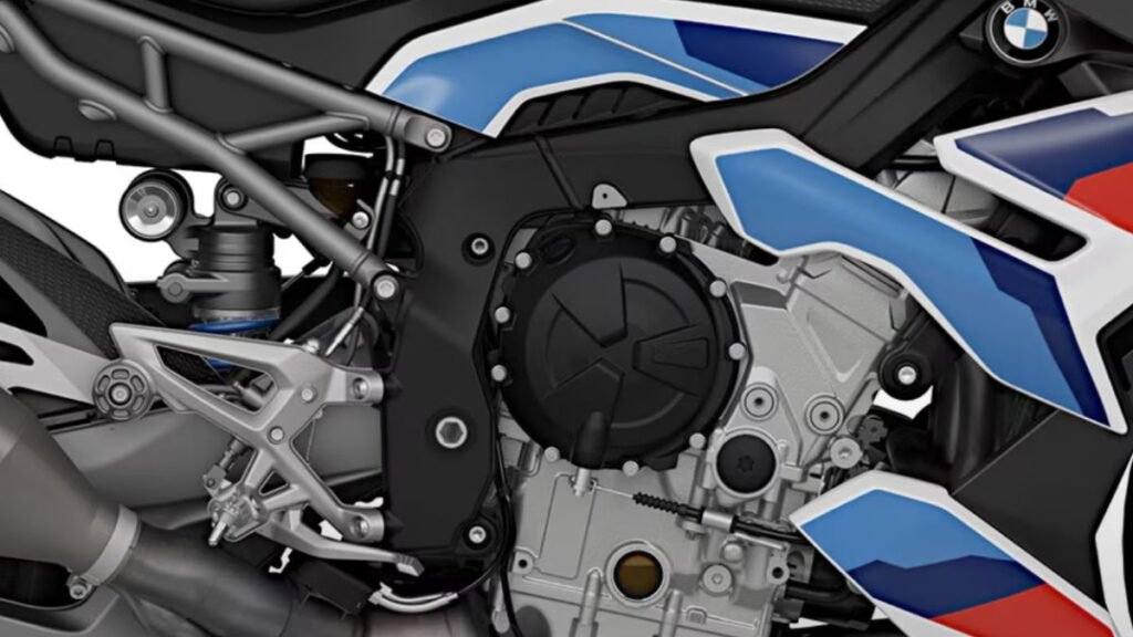 2026 BMW M 1000 R India Price ₹33.50 Lakh Offers 280 Kmph Speed, 210 BHP and Cutting Edge Electronics