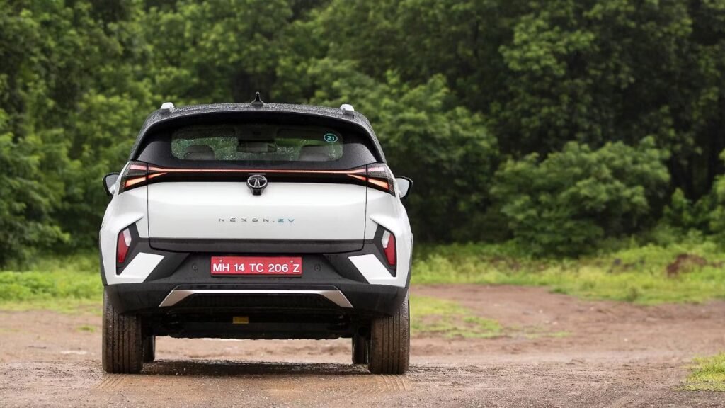 Tata Nexon EV 2026: A Premium Electric SUV with 465km Range and Fast Charging
